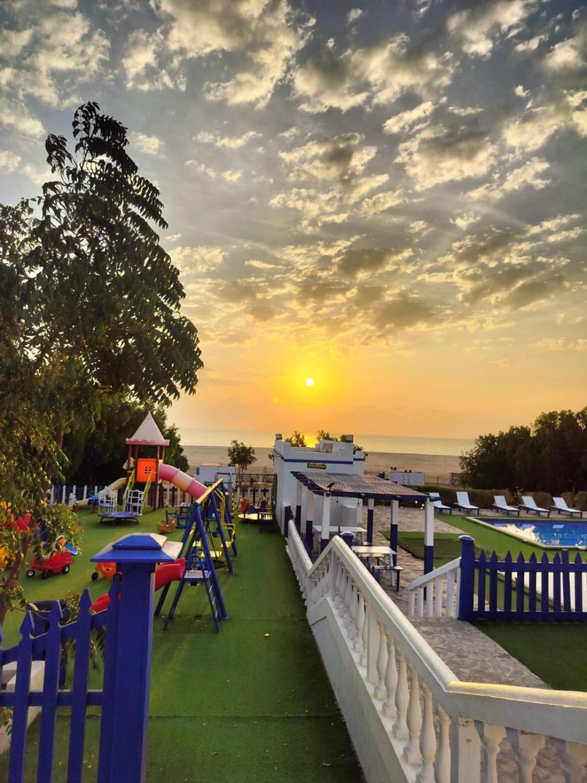 Al-Ashkhara Beach Resort منتجع شاطئ الأشخرة Asj Sjarqiyah Buitenkant foto
